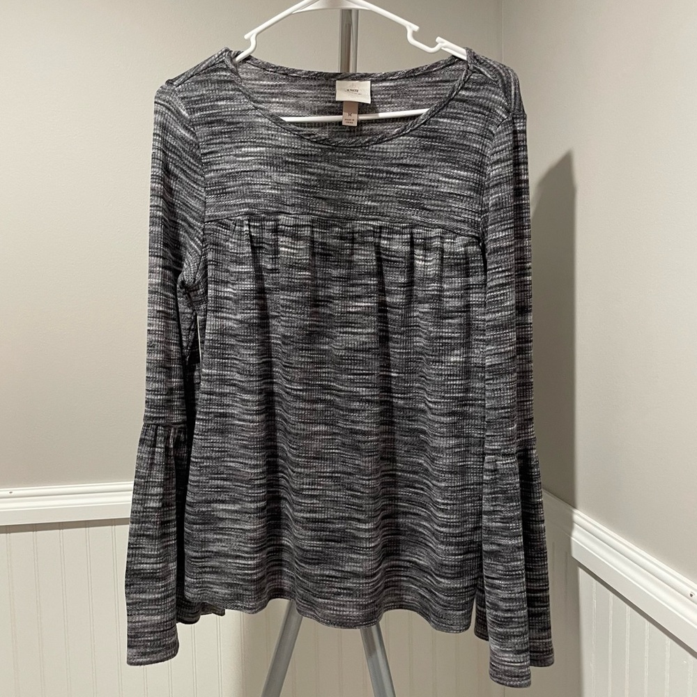 Knox Rose Bell Sleeve Long Sleeve Shirt
